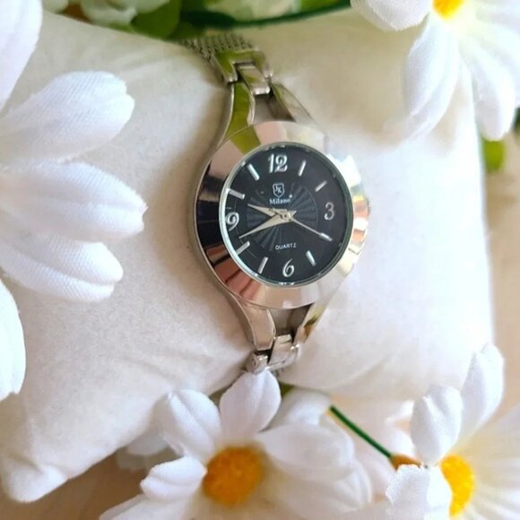 MILANO Ladies Watch black dial silver bezel - Picture 1 of 8